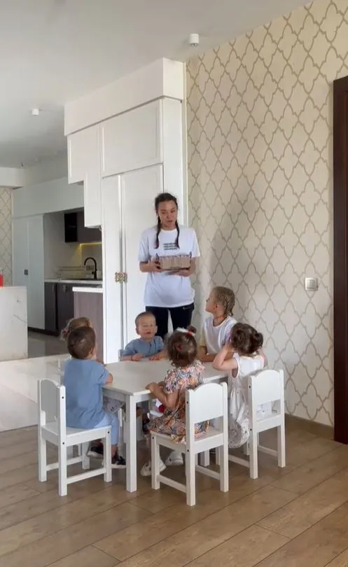26-year-old mom with 22 biological children plans to have over 100 kids 9852
