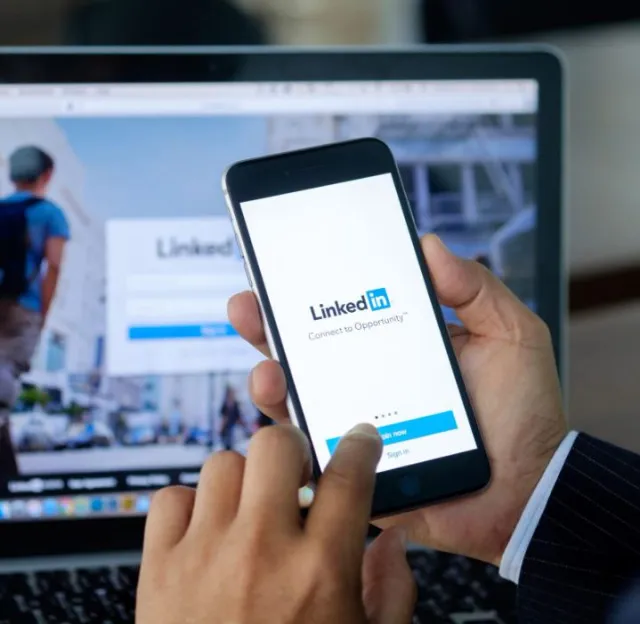 woman shames businessman for inappropriate comment on linkedin photo 9860
