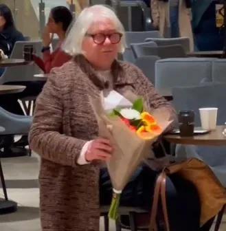 aussie woman slams influencer behind viral tiktok flower gifting video 9979