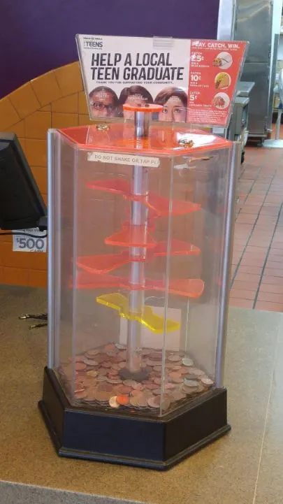 people baffled after discovering the mandela effect mystery at taco bell 10105
