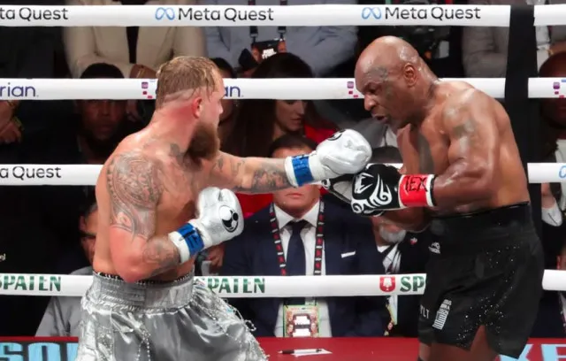 mike tyson reveals explains why he was bitting his gloves during the flight 10153