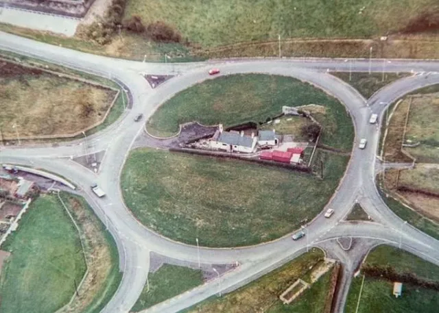 family refuses to leave their roundabout home 10286