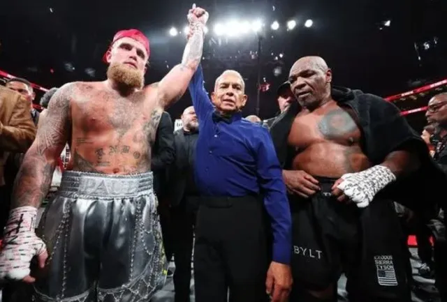 fans claim video proves mike tyson-jake paul fight was fixed 10259