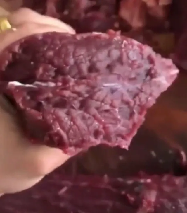 people turn vegetarian after witnessing video of freshly cut meat spasming 10323