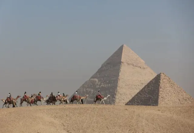 people baffled after discovering the true shape of the great pyramid of giz 10408