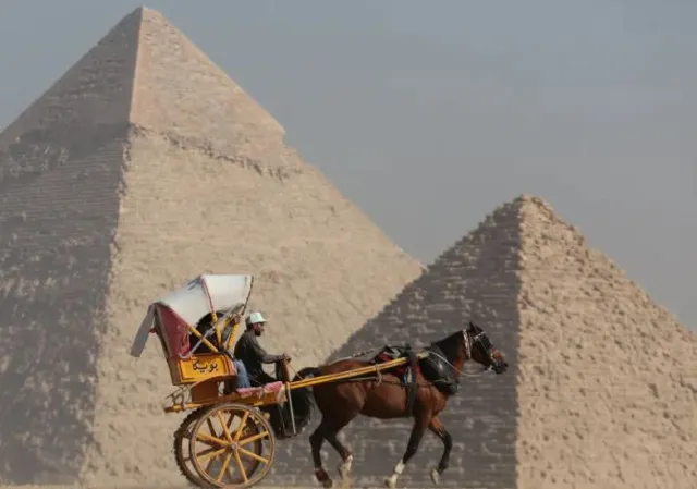 people baffled after discovering the true shape of the great pyramid of giz 10409