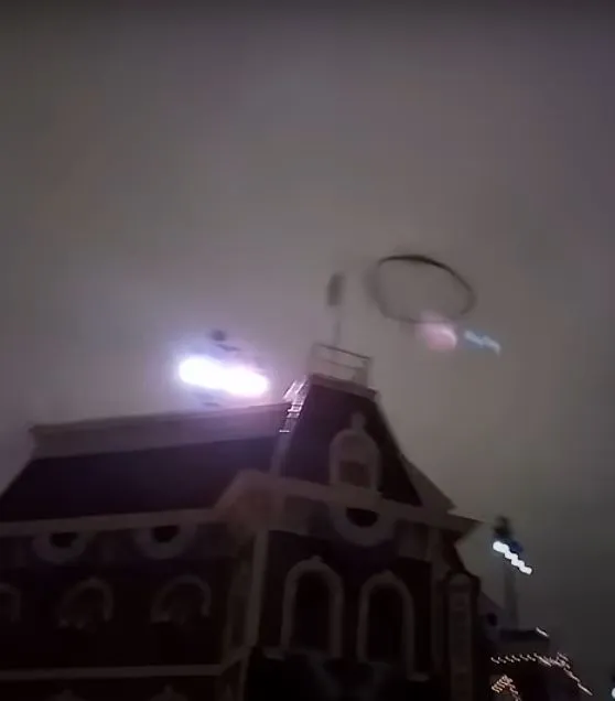 people spot disturbing black ring over disneyland 10504