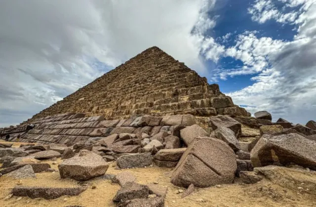 2000-year-old mask found at Pyramid of the sun aparks comparisons to - 2000 Year Old Mask Found In Mexico