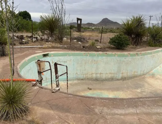a texas ghost town for sale for only $100,000 10683
