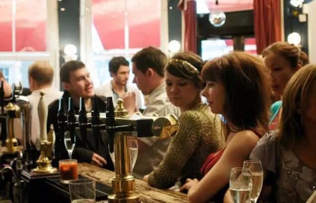 man leaves pub after being told off for how he queued at the bar 10804