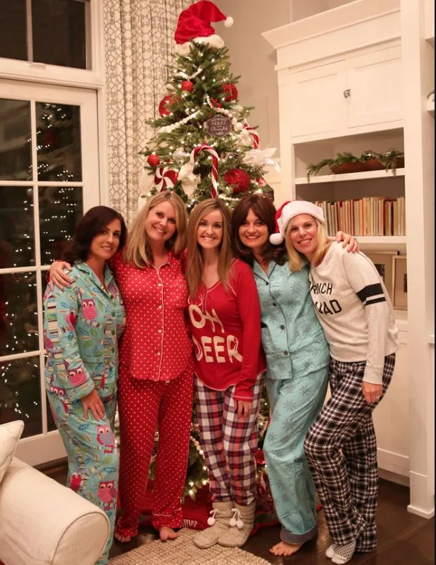 mum faces backlash for criticizing wearing pyjamas on christmas fay 10852