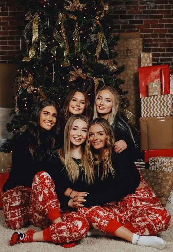 mum faces backlash for criticizing wearing pyjamas on christmas fay 10851