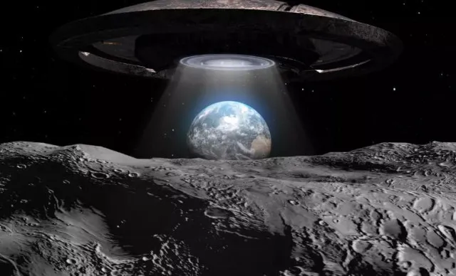 astronomer stuns viewers by sharing video of mysterious ufo flying across t 11029