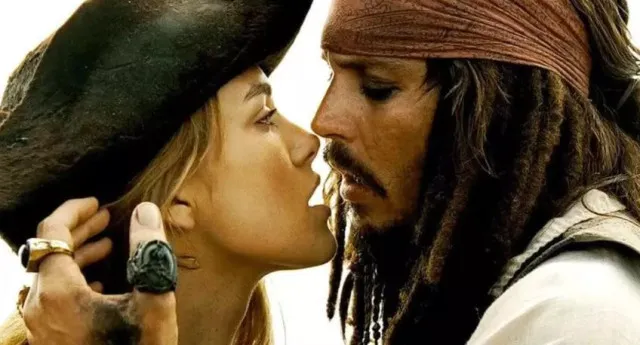 johnny depp reflects on awkward on-screen kiss with keira knightley 10951