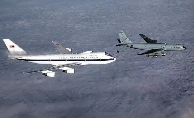 one us plane is believed to signal impending doom if you spot it in the sky 11346