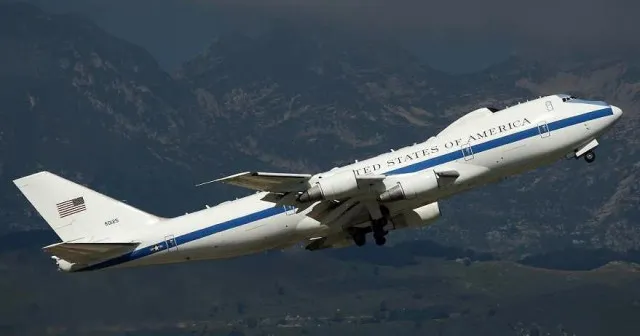 one us plane is believed to signal impending doom if you spot it in the sky 11347