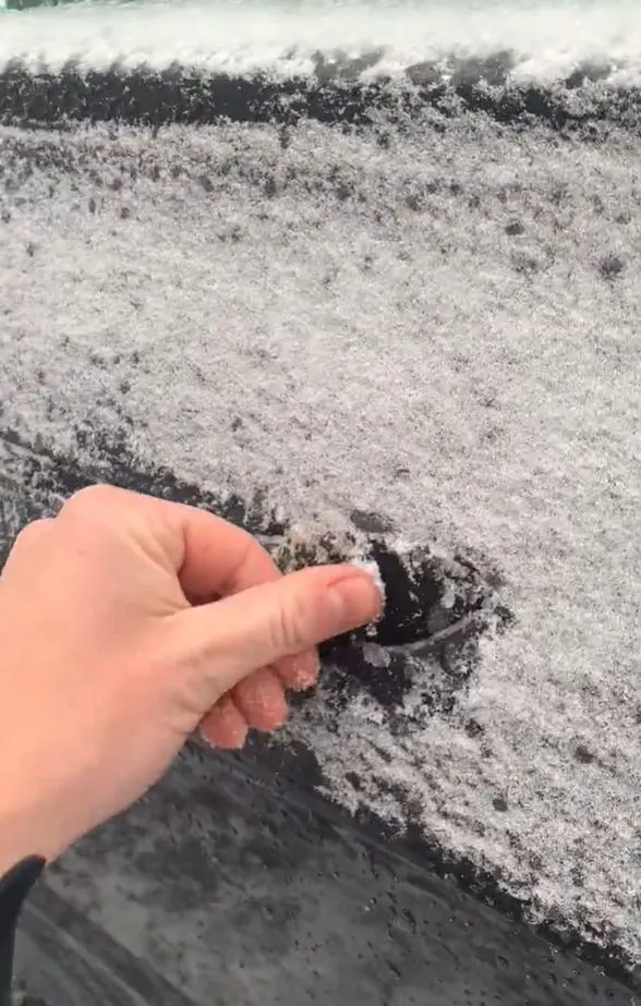 tesla owners struggle with cars freezing in winter storms 11320