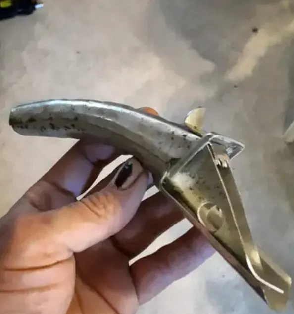 vintage tool left people scratching their heads over its unusual look 11562