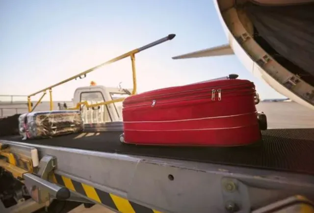 why are red bags the first to be loaded on planes? 12104