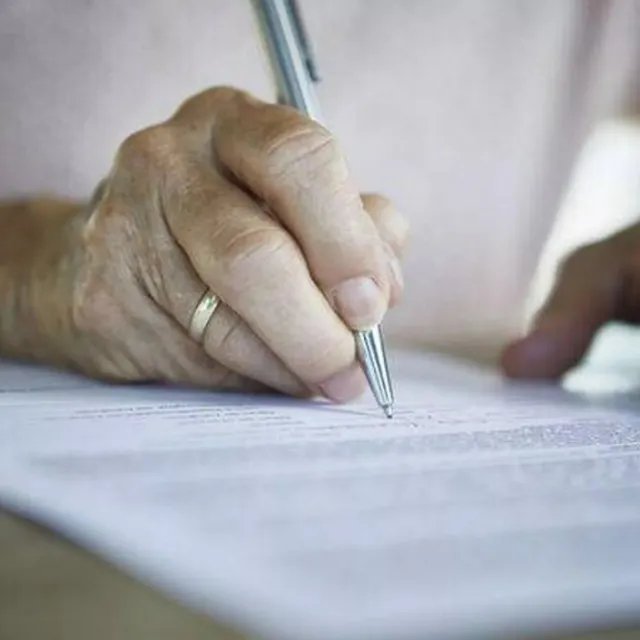 millionaire leaves huge fortune to entire hometown after death but only if 12213