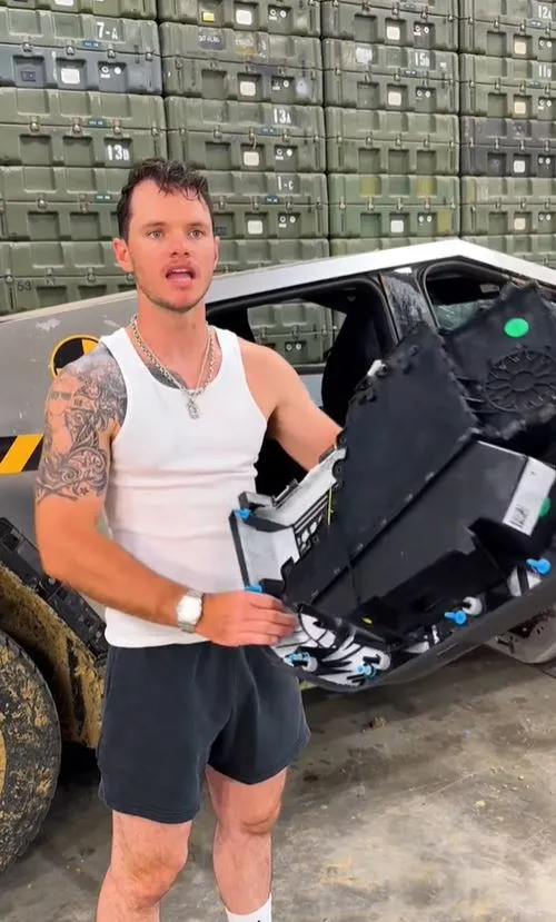 man stuns viewers after sharing shocking reason to avoid slamming the cyber 12281