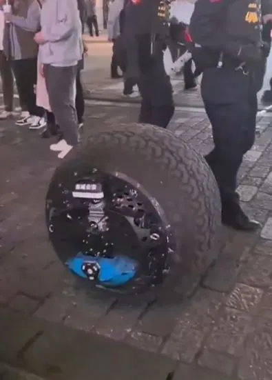 china reveals ai-driven spherical robot to capture criminals 12442