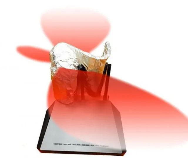 simple hack to improve your wifi signal and security using tin foil 12558