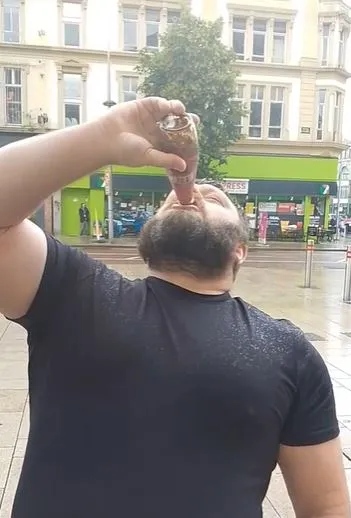 man reveals thoughts behind crazy vinegar challenge. 12718