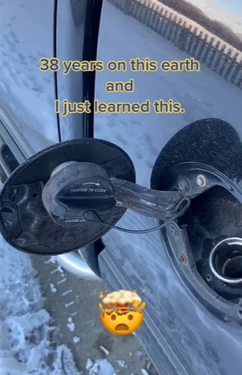 man-stunned-after-discovering-the-real-use-of-a-car-slot-after-38-years 12728