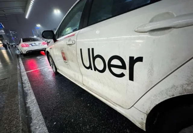 influencer left stunned after uber charges her $321 for a 3-mile ride 12828