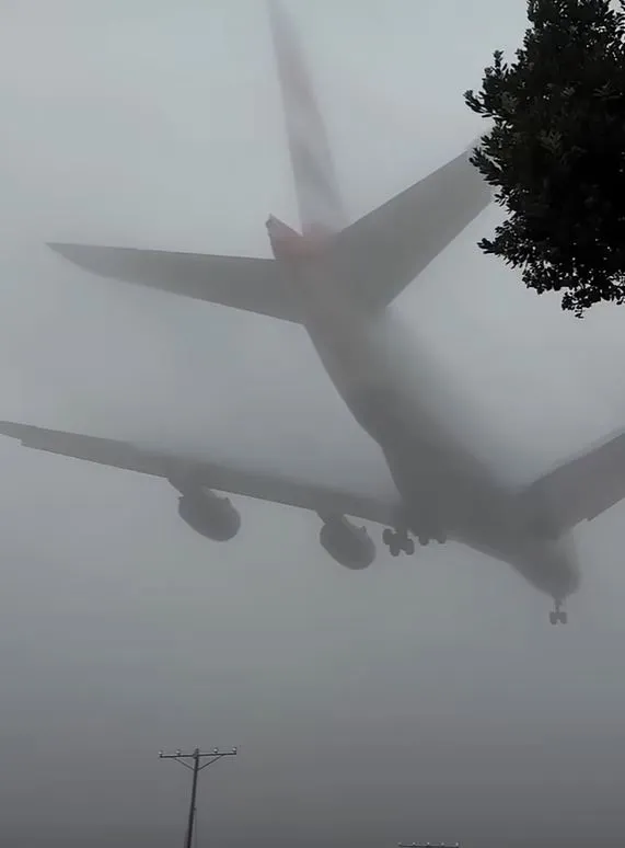 viewers discover a new phobia after seeing a huge plane in the sky 12985