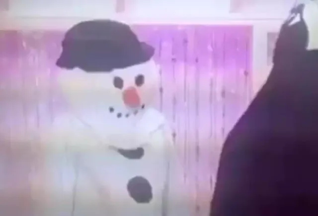snowman phobia revealed as real after woman breaks down in tears confrontin 13075