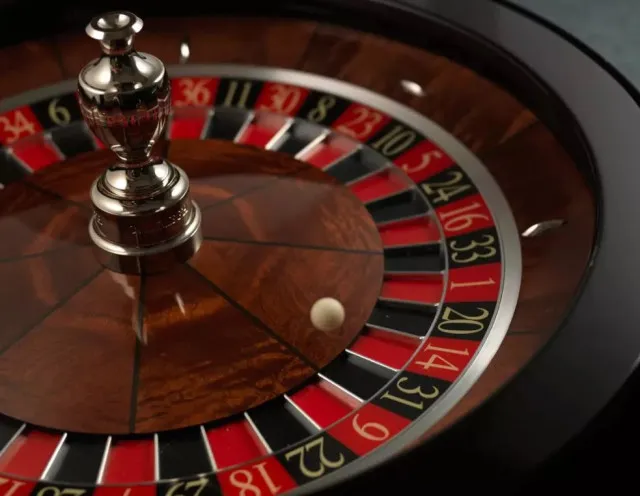 man figured out roulette wheel trick after winning $624,000 in one day 13183