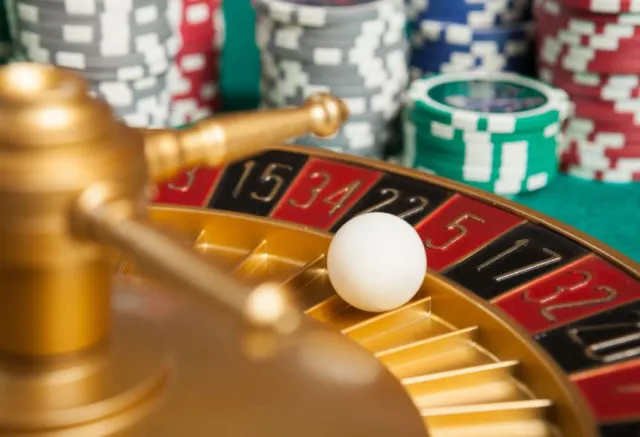 man figured out roulette wheel trick after winning $624,000 in one day 13185