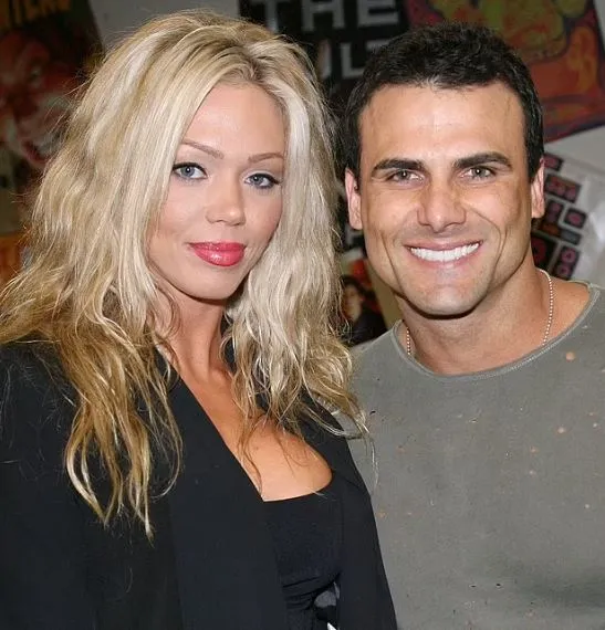 how baywatch star’s ex-wife ended up searching dumpsters for food 13269