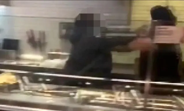 customer attacks employee behind counter after alleging restaurant messed u 13315