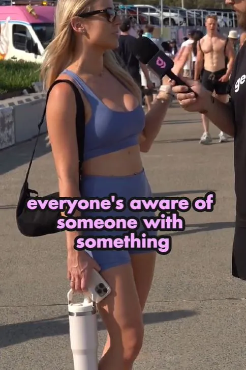 lamorous blonde reveals the job paying her $95 an hour and the internet is 13368