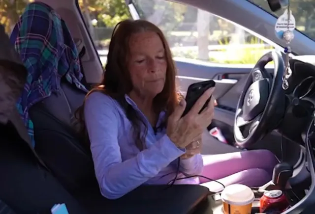women warns people against keanu reeves romance scam but becomes homeless a 13381