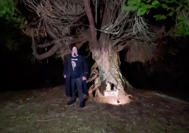 ghost hunters report demonic voices speaking to them during spooky graveyar 13575