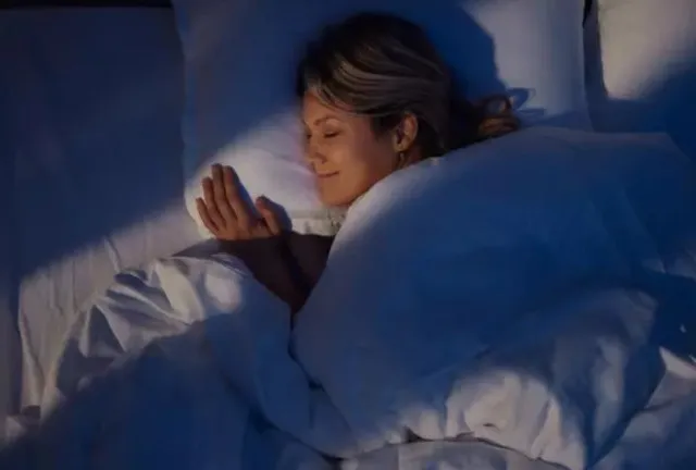 woman freaks out as history of sleep tracking app reveals strange voice tal 13621