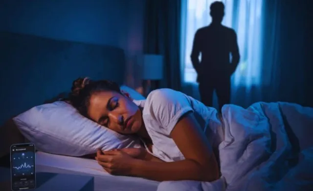 woman freaks out as history of sleep tracking app reveals strange voice tal 13624
