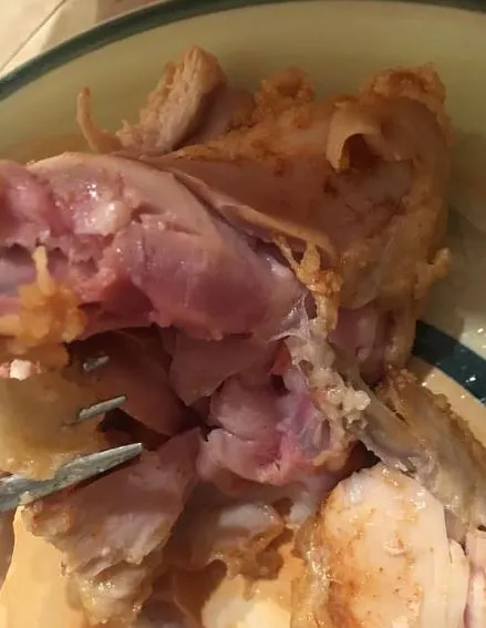 furious kfc customer claims she was served raw chicken 13780