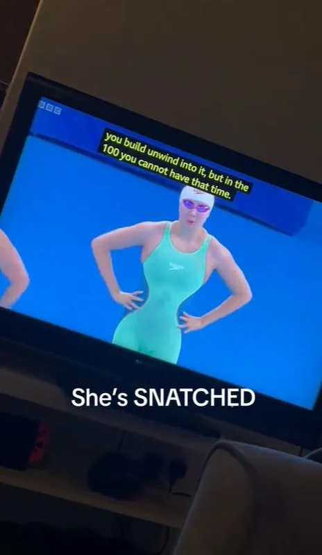 olympics fans stunned as chinese swimmer tang qianting creates bizarre on-c 13678