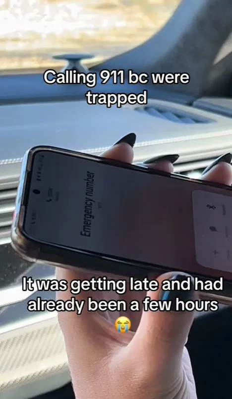 tourists stranded in desert after google maps takes them on a shortcut 13731