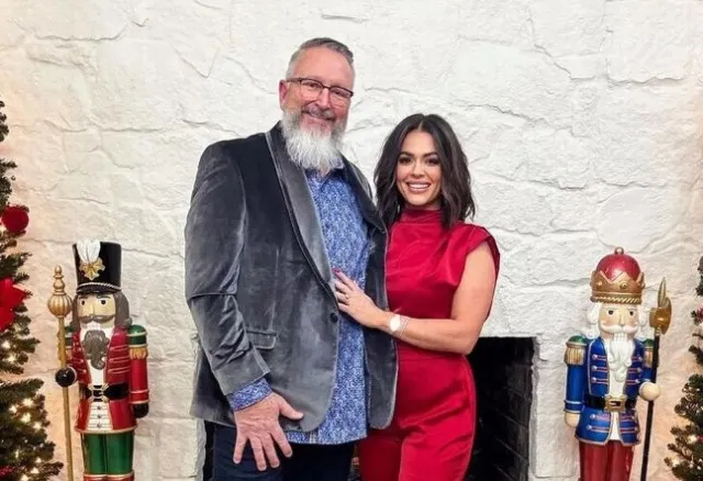woman mocked by her father for loving a man the same age and name as him 13740