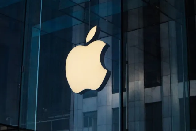 iphone user sues apple for offering him lgbt+ themed tokens that changed hi 13954