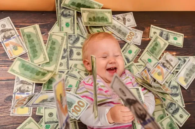mom reveals her infants make nearly $45,000 in one month from a full-time j 13962