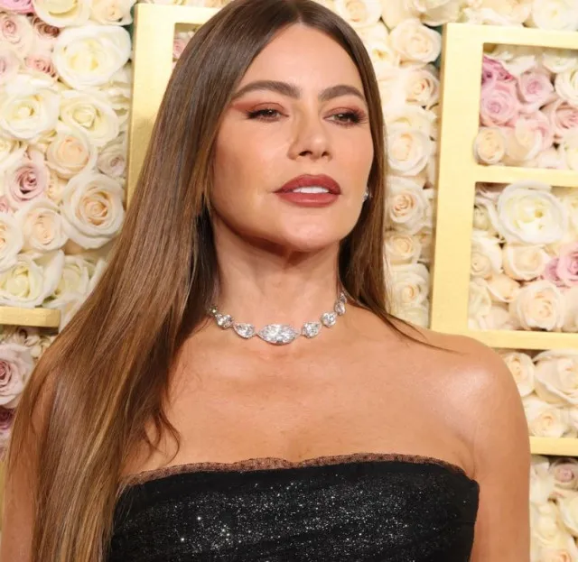 body language expert analyzes sofia vergara’s reaction to golden globe loss 13985