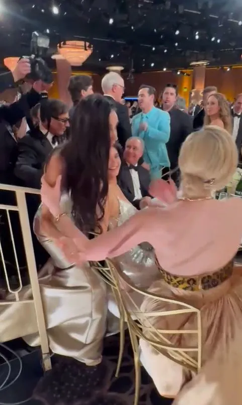 demi moore’s awkward interaction with kylie jenner at the golden globes spa 13973
