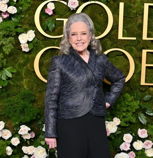kathy bates rips up speech after golden globes loss 13966